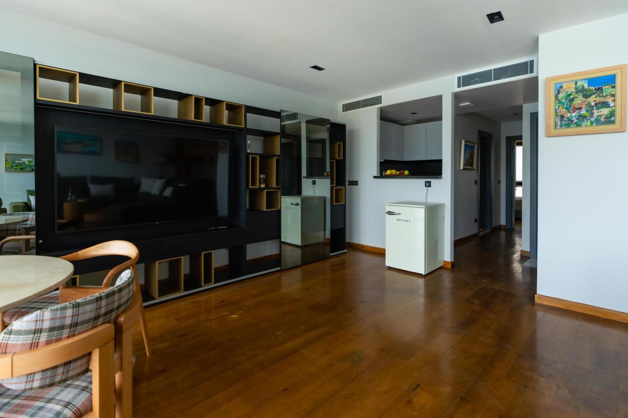 Decamondo Karakoey Aparthotel *